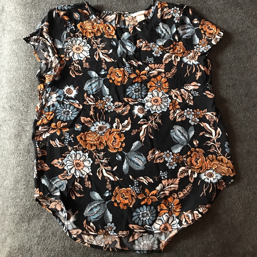 H&M Navy Floral top